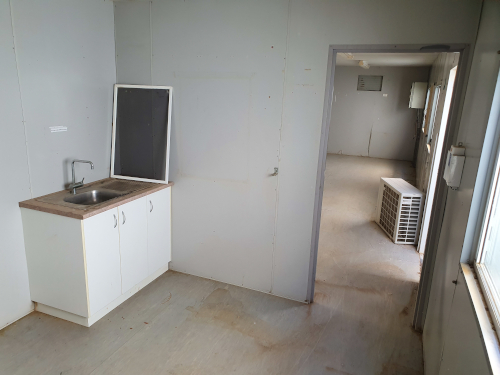 2.4x2.4m Ablution Block with shower