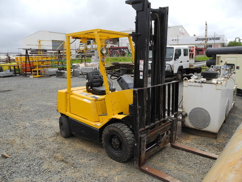 Yale GDP25 diesel forklift