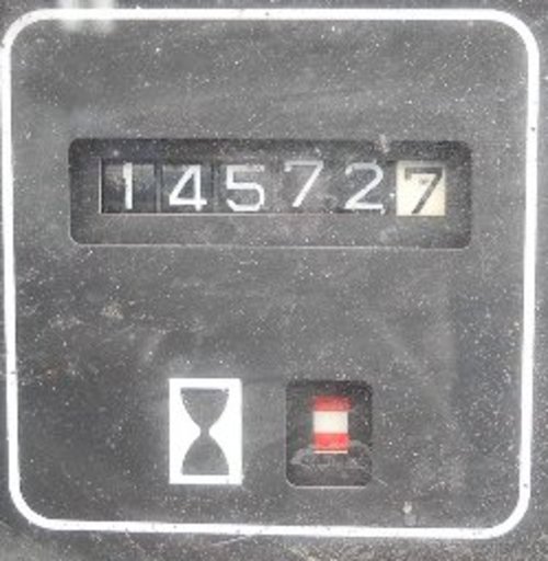 Yale GDP25 diesel forklift hour meter