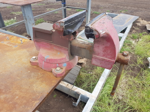 2480x1200mm workbench for sale at NKF group pty ltd